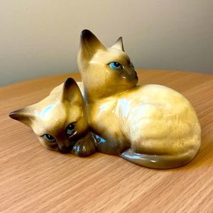 Vintage Beswick Siamese Kittens cat figurine (Model 1296) Made in England